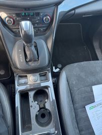Ford Kuga - 10