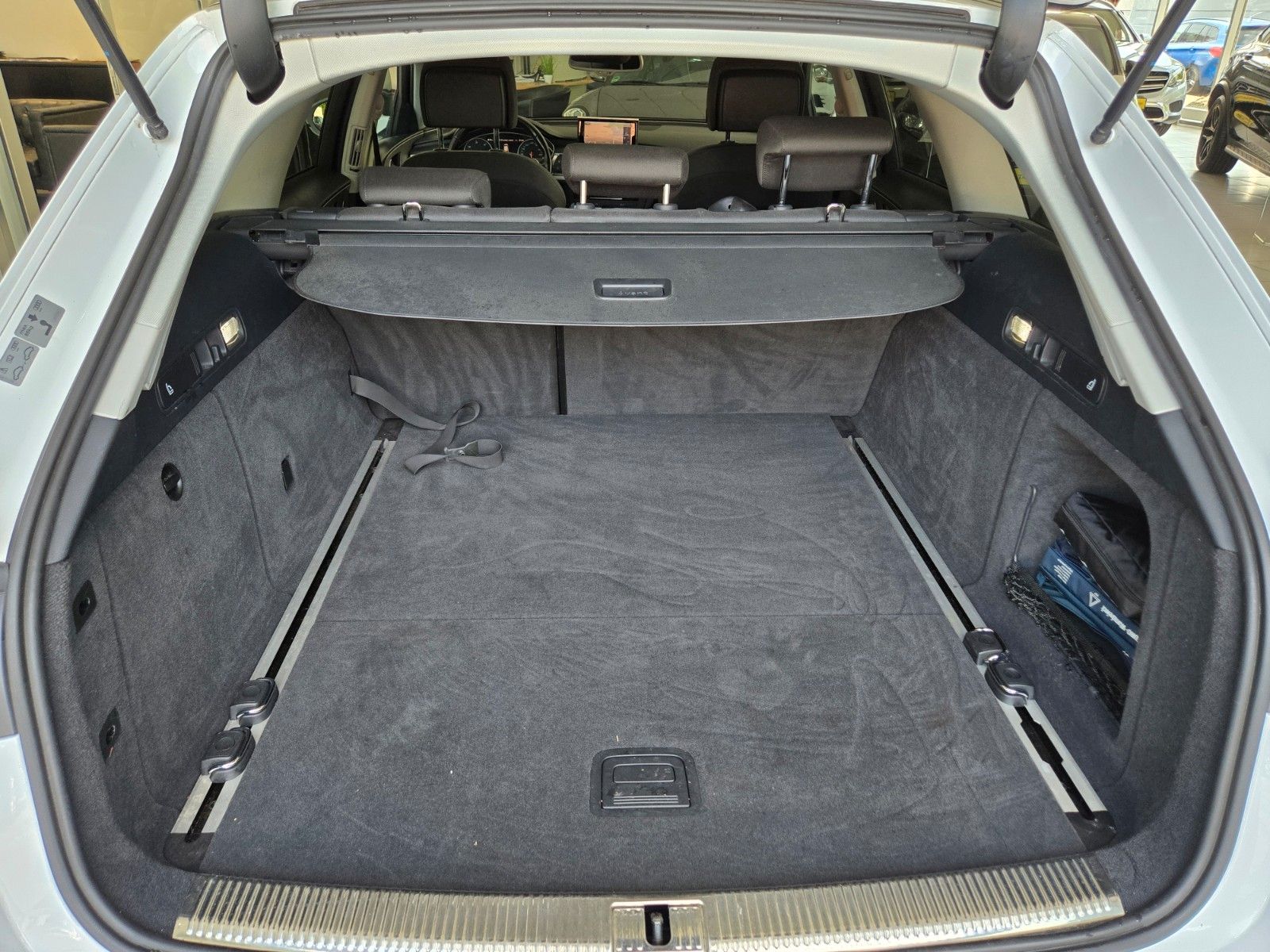Fahrzeugabbildung Audi A6 Avant 2.0 TDI quattro