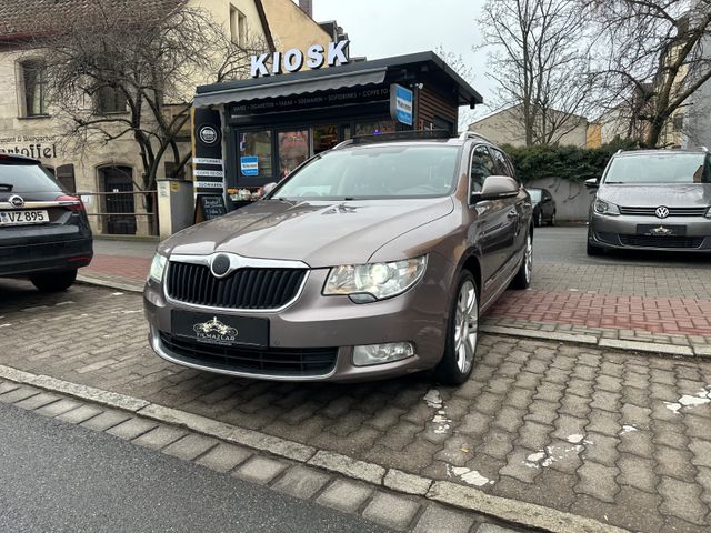 Skoda Superb Combi Elegance*Xenon*Pano*Leder*AHK*VOLL