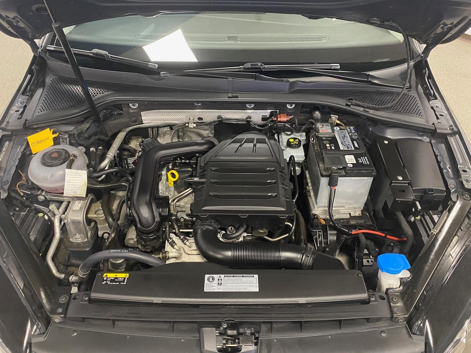 Fahrzeugabbildung Volkswagen Golf Variant 1.0 TSI Trendline BMT+KLIMA+PDC+LED