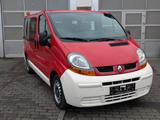 Renault Trafic / 9 Sitzer / AHK - Renault Trafic mit Benzin-Antrieb: Kleinbus