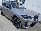BMW iX3 Inspiring M Sport Voll.. - silberne BMW iX3