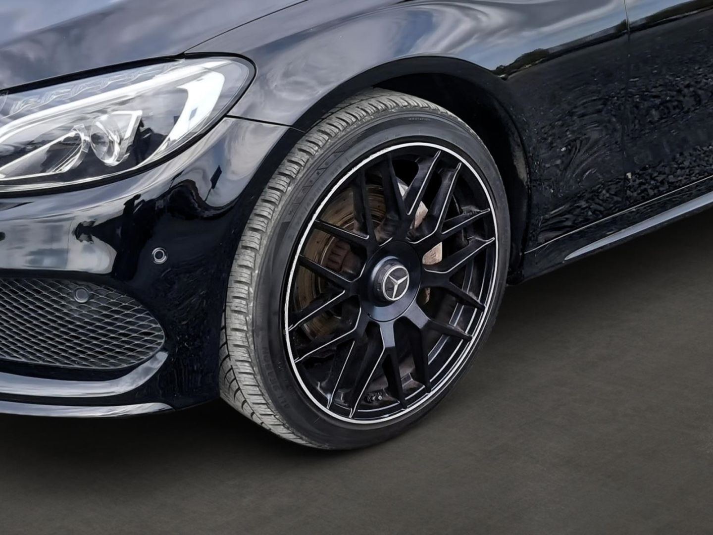 Fahrzeugabbildung Mercedes-Benz C 180 Edition ALLWETTER+KLIMA+LED+SITZ-KOMFORT-P