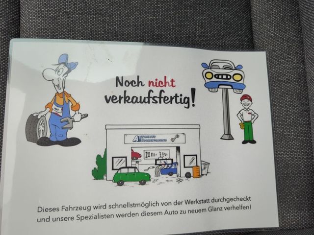 Fahrzeugabbildung SKODA Karoq 1.5 TSI DSG Clever AHK NAV FRONTSCHEIBENHZ