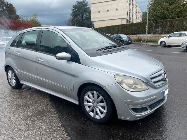 Mercedes-Benz Mercedes-benz B 180 B 180 CDI x neopatentati