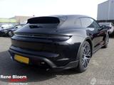 Porsche Taycan Cross Turismo 4 381pk 93kWh - Porsche Taycan Unfallwagen