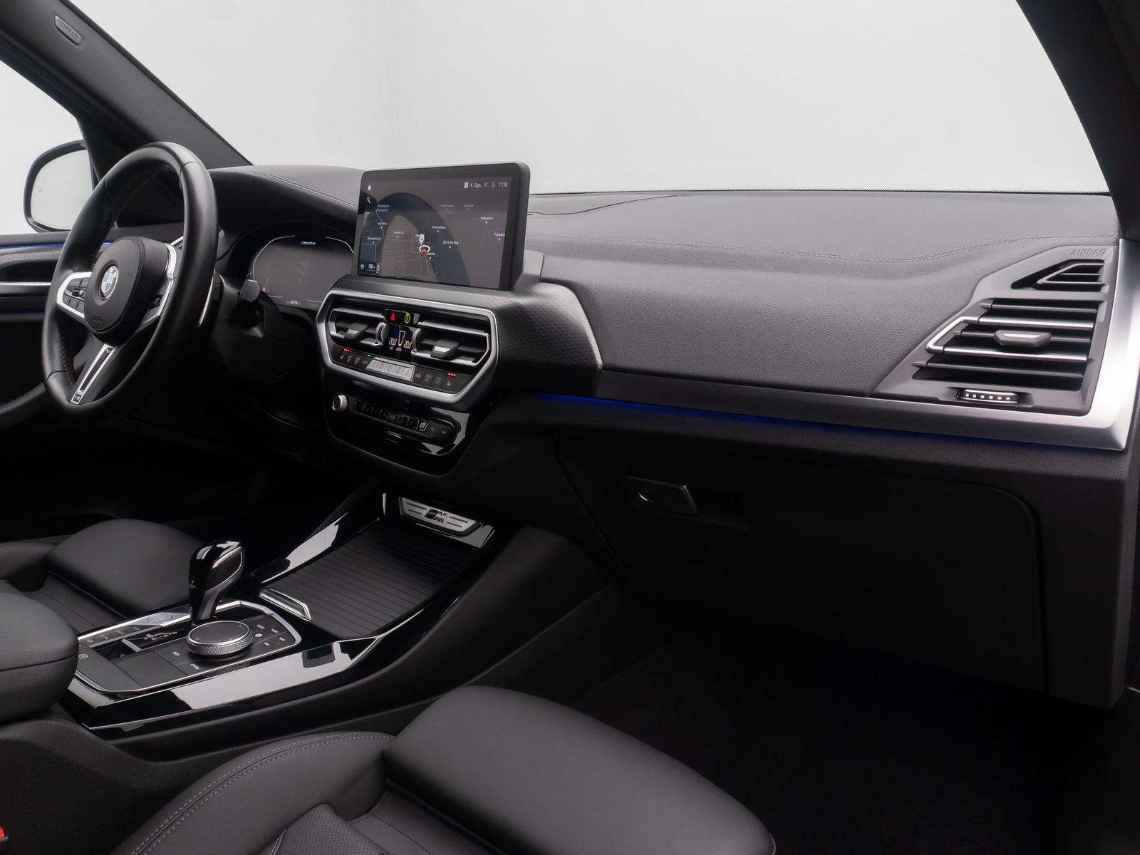 Fahrzeugabbildung BMW X3 M40d Laser HUD DAB Komfort Kamera HiFi 20Zoll