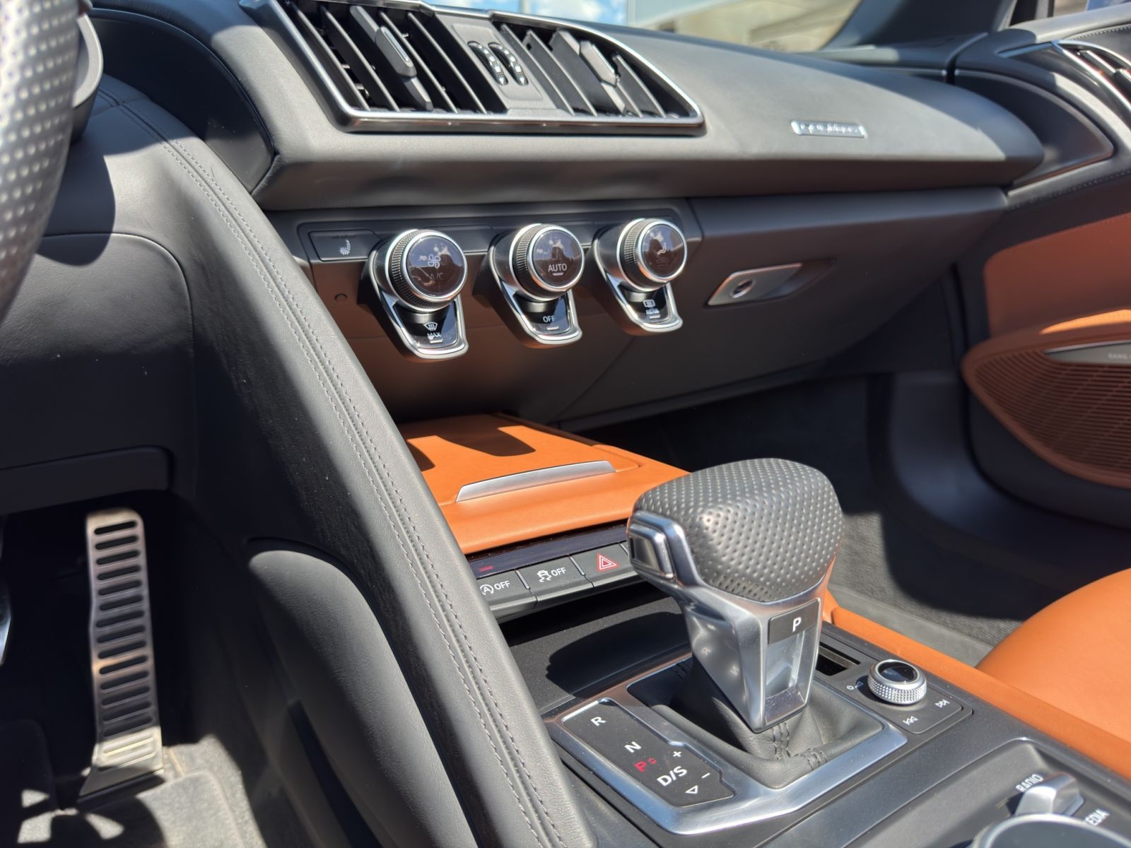 Audi R8 - Bild 15