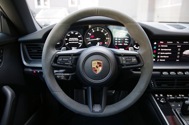 Porsche 992 Targa 4*Sportabgas,BOSE,U-FREI,Approved0726