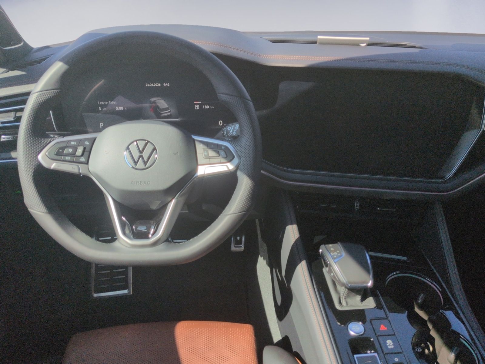 Touareg 3.0 TDI 4M R-Line LUFT+STHZ+PANO+AHK+