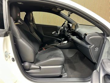 Toyota Yaris - 11