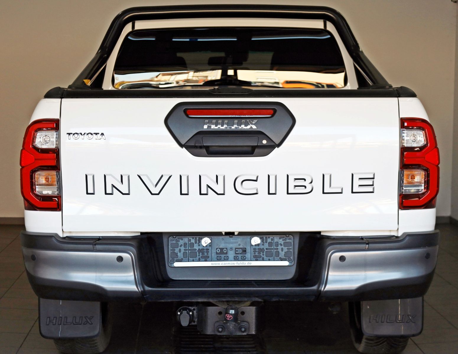 Fahrzeugabbildung Toyota Hilux 2.8 D4-D Invincible ,VOLL! ACC,JBL,LED,AHK