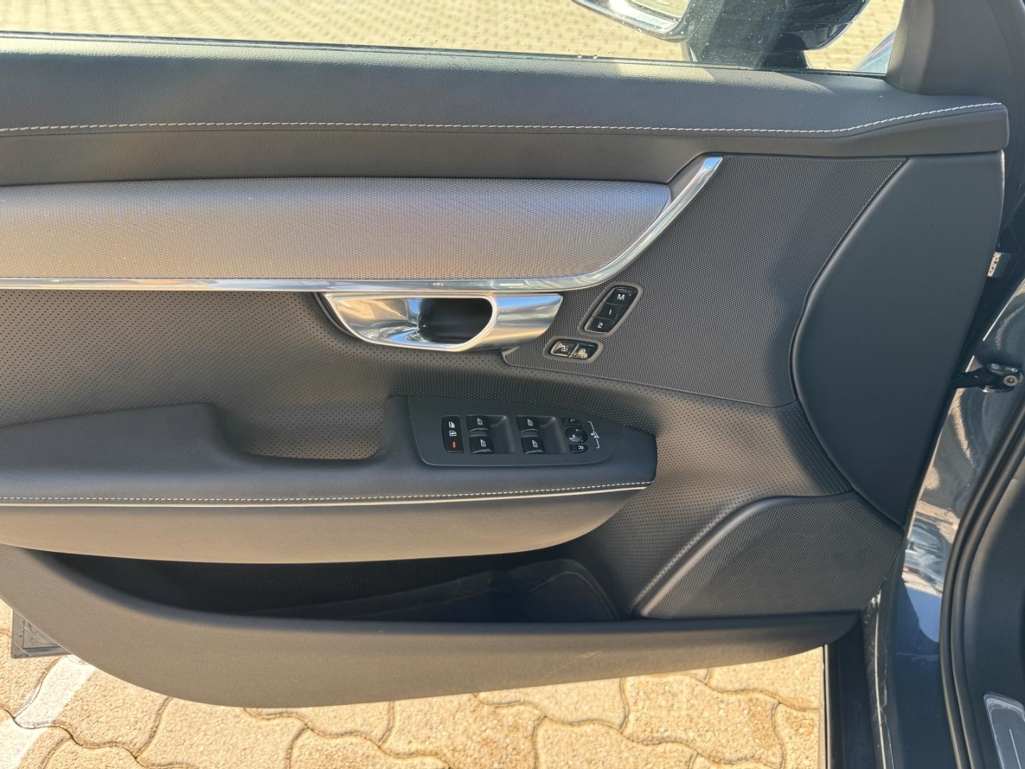 Volvo V90 R Design Recharge Plug-In Hybrid AWD T6 Twin