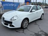 Alfa Romeo Giulietta Turismo - Alfa Romeo Giulietta: Turismo
