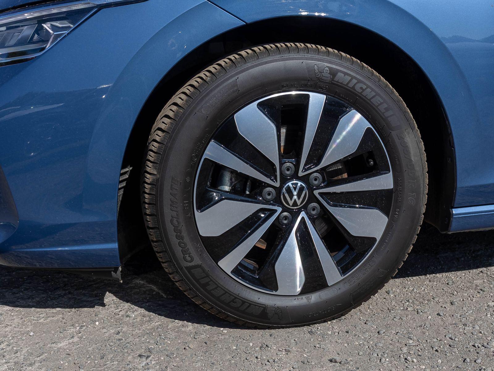 Volkswagen Golf VIII Goal 1.5 eTSI DSG Navi Matrix ACC AHK, миниатюра 9