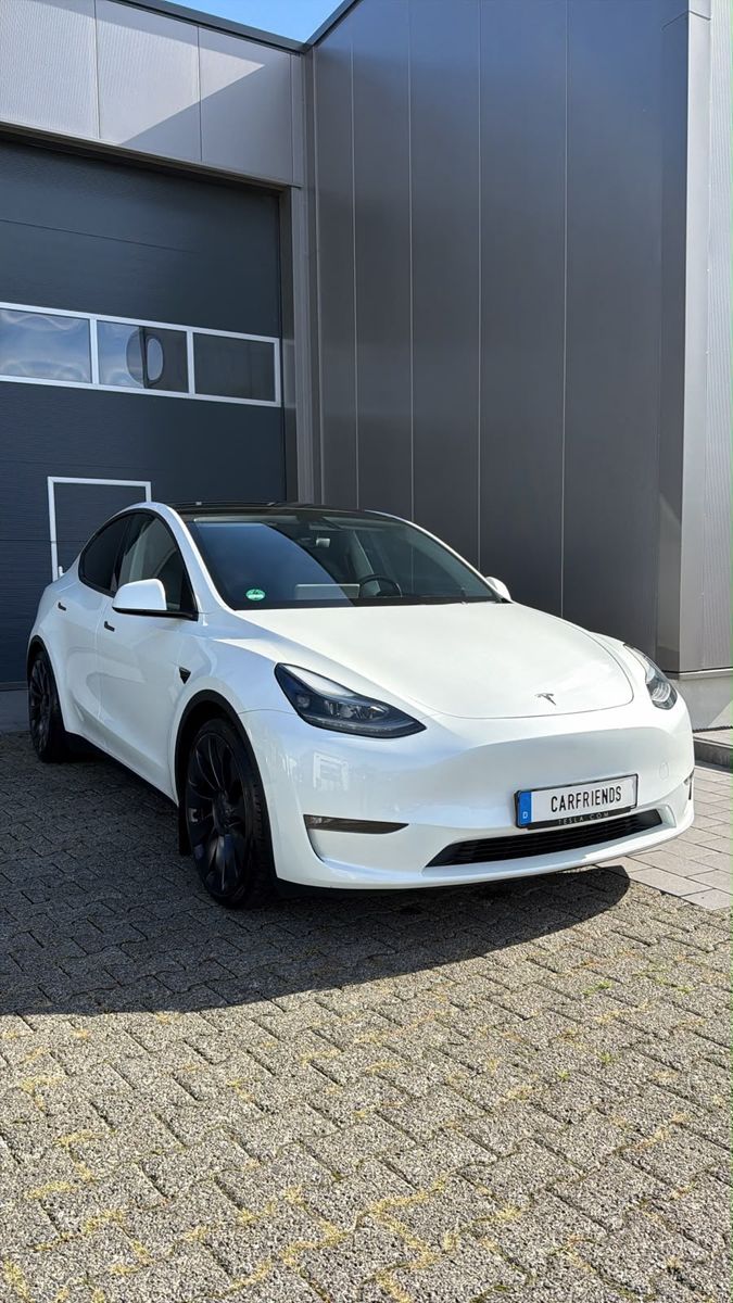 Tesla Model Y Performance Dual AWD