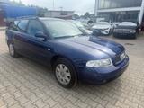 Audi A4 1.8 Avant Erste Hand !! 8-Fach TÜV 12.2026 - Audi A4 aus 1999: Kombi