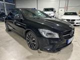 Mercedes-Benz CLA 200 CLA -Klasse Navi|SHZ|BiXenon|Night Paket - Mercedes-Benz CLA 200 mit Benzin-Antrieb