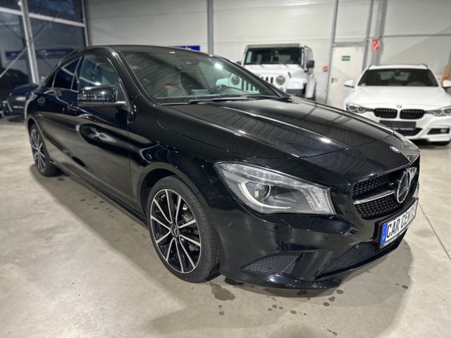 Mercedes-Benz CLA 200 CLA -Klasse Navi|SHZ|BiXenon|Night Paket