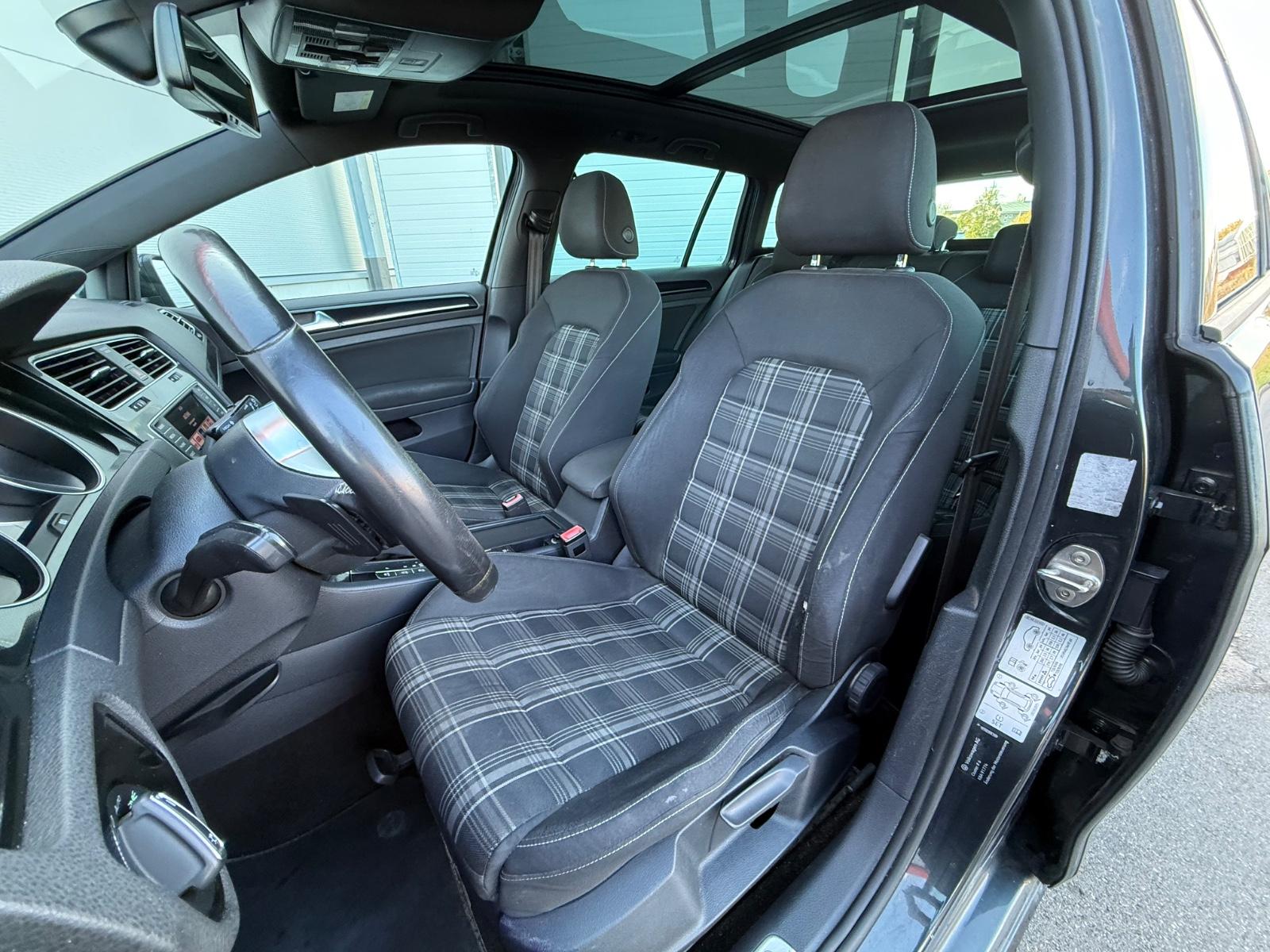 Volkswagen Golf 2015 — photo 18