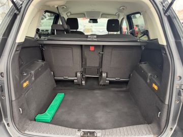 Ford Grand C-Max - 10