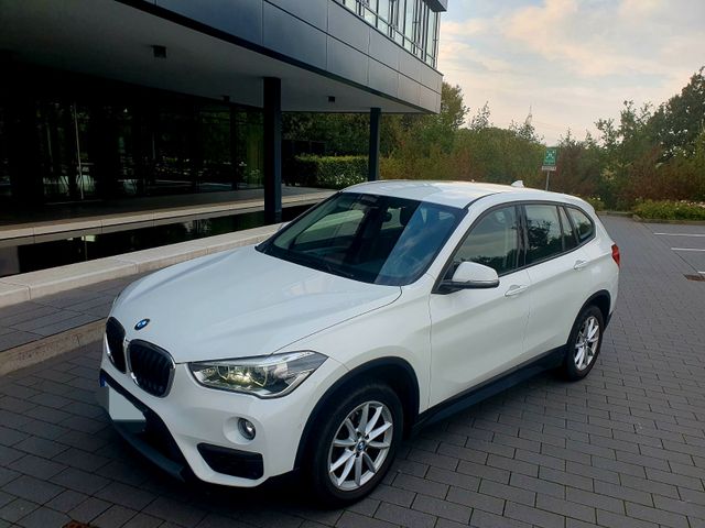 BMW X1 sDrive18d Advantage, Xenon,Navi, PDC 