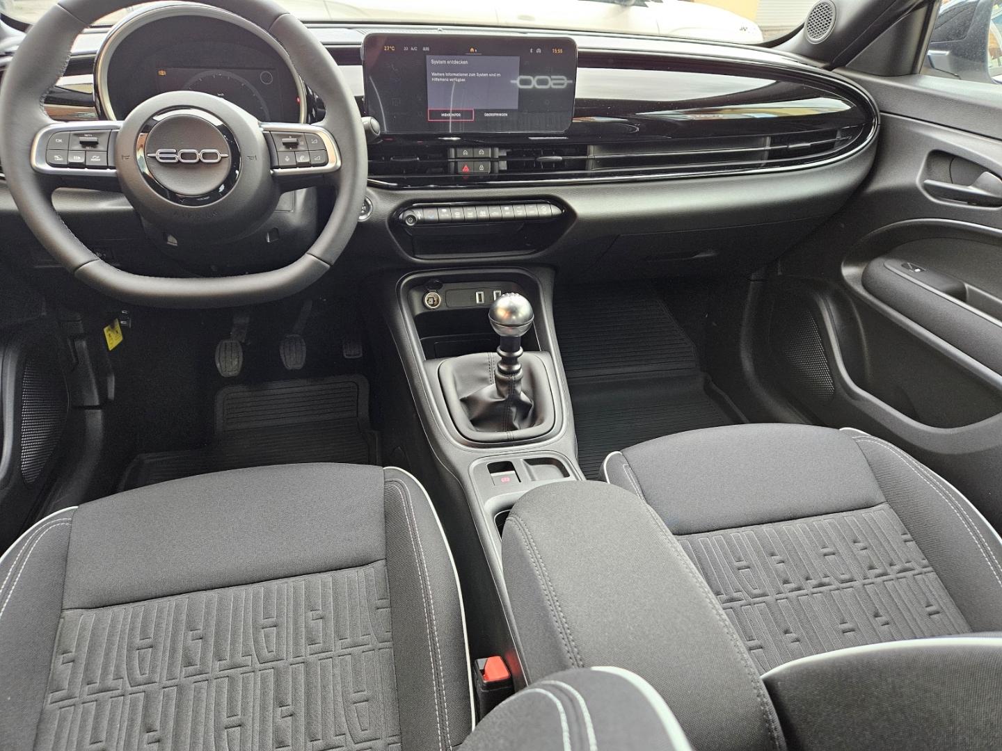 Fiat 600 1.2T Street - Klima - Apple Carplay /Android
