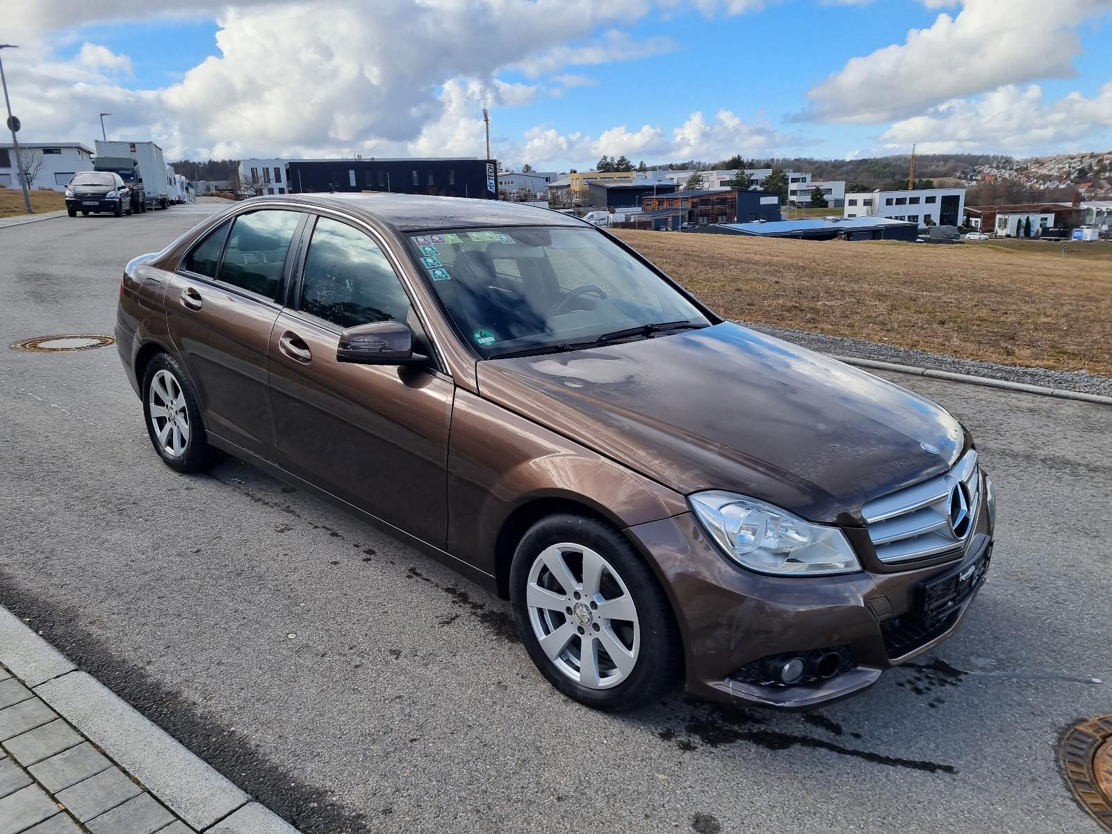 Mercedes-Benz C 200 CDI BlueEfficiency Elegance Navi Alu PDC