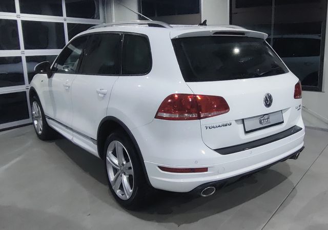 Volkswagen Touareg 3,0L. V6,  R Line