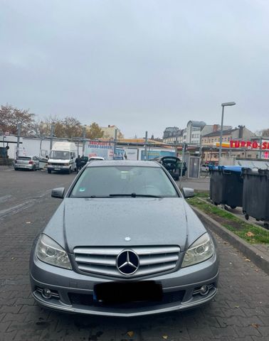 Mercedes-Benz Mercedes c200 benzin