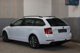Skoda Octavia Combi Drive 4x4 12M Garantie - Skoda Octavia Drive mit Benzin-Antrieb