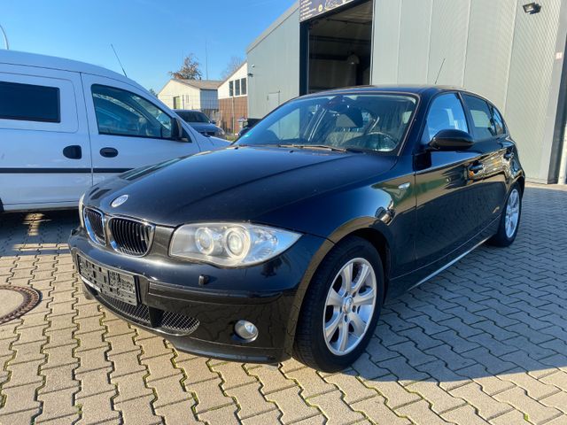 BMW 118 Baureihe 1 Lim. 118d Xenonscheinwerfer