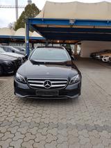 Mercedes-Benz E 200d T AVANTGARDE 9G Autom. LED KAMERA - Mercedes-Benz E 200 mit Diesel-Antrieb: Kombi