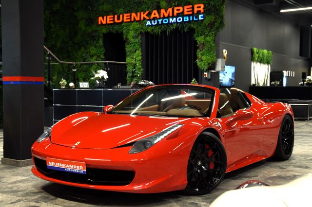 Ferrari 458 Spider Carbon-Interior Rosso Corsa / Braun