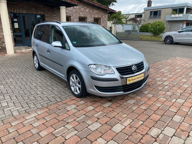 Volkswagen Touran Conceptline+Navi+Ahk+Top Zustand+