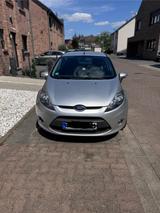 Ford Fiesta 1,4 TDCi DPF Titanium Titanium - Ford Fiesta mit Diesel-Antrieb: 1.4