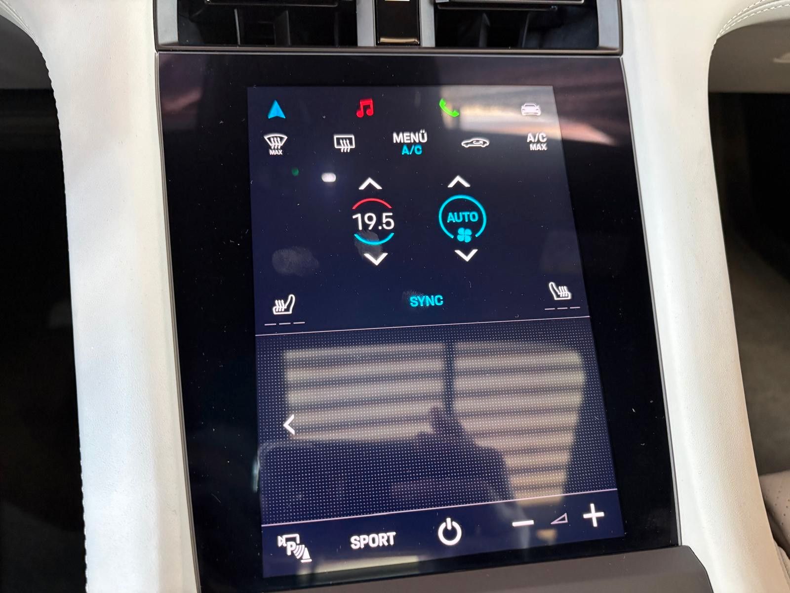 Fahrzeugabbildung Porsche Taycan Cross Turismo 4/Innodrive/HUD/Top!