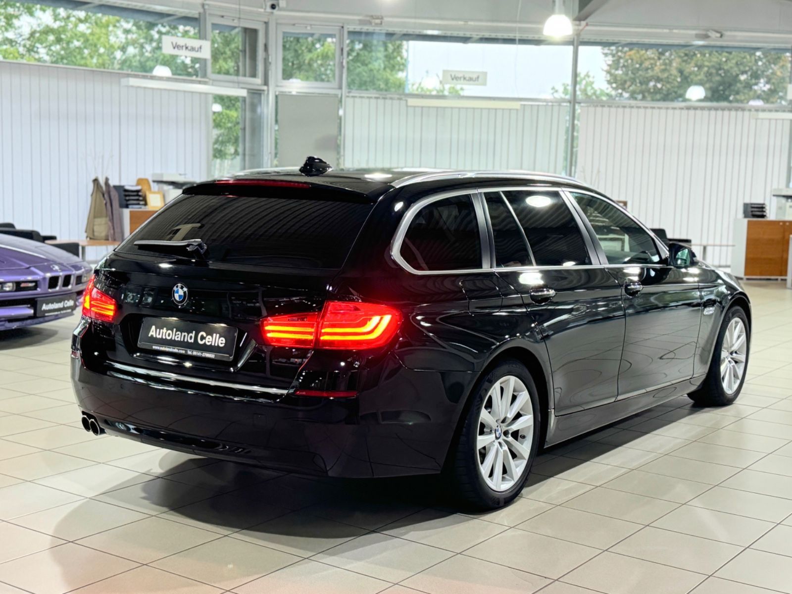 Fahrzeugabbildung BMW 520d HiFi NaviPro PDC Sitzhzg Lordos Sportsitz