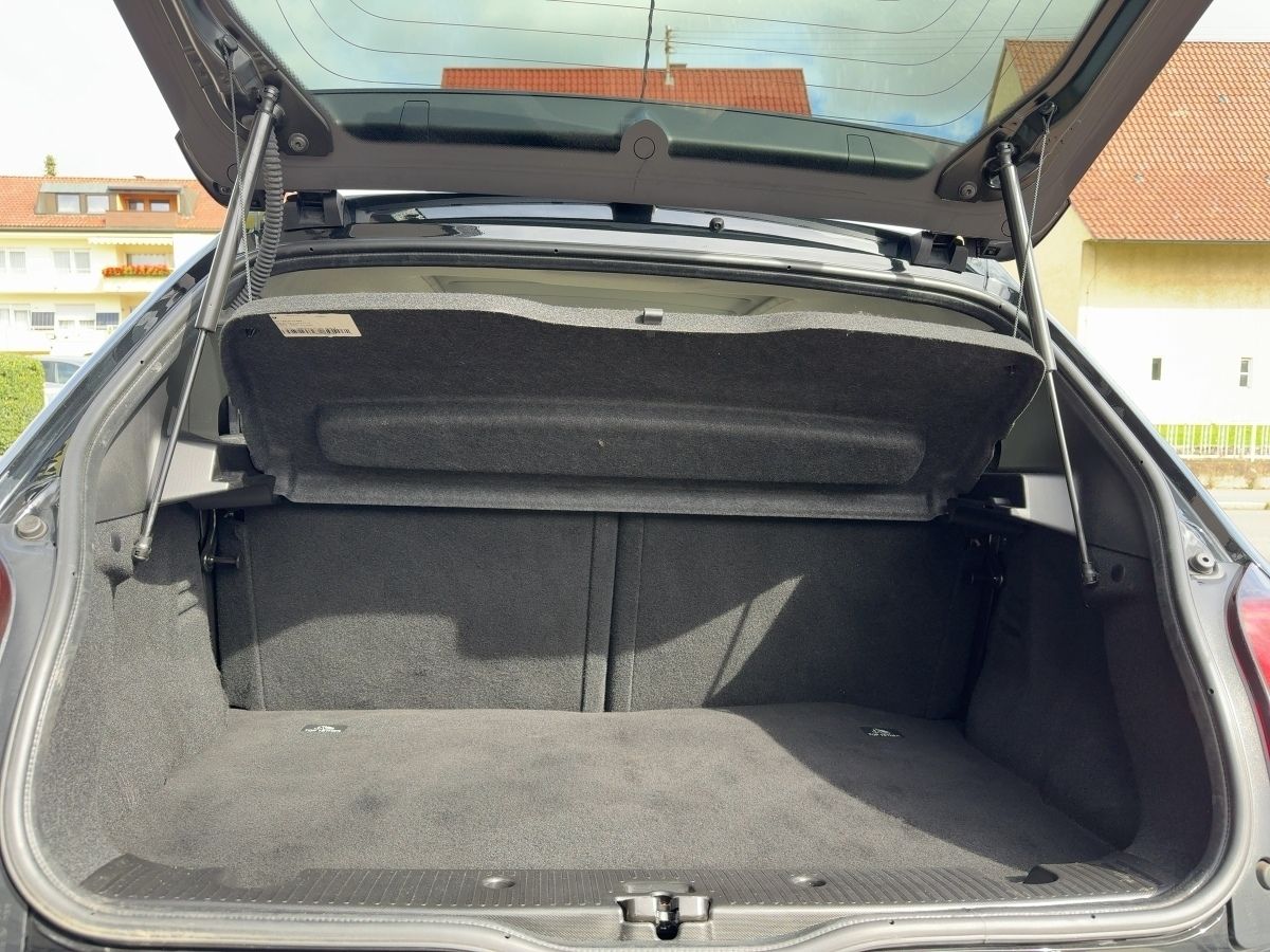 Fahrzeugabbildung Renault Twingo URBAN NIGHT SCe 65 NAVI FALTDACH SHZ
