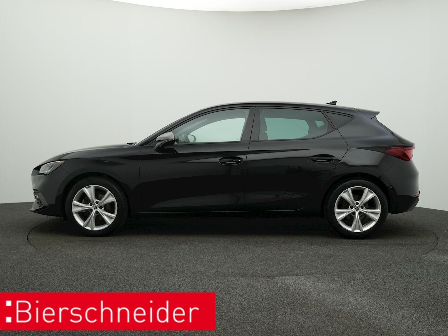 Seat Leon 1.5 eTSI DSG FR LED NAVI ACC KAMERA imagem 3