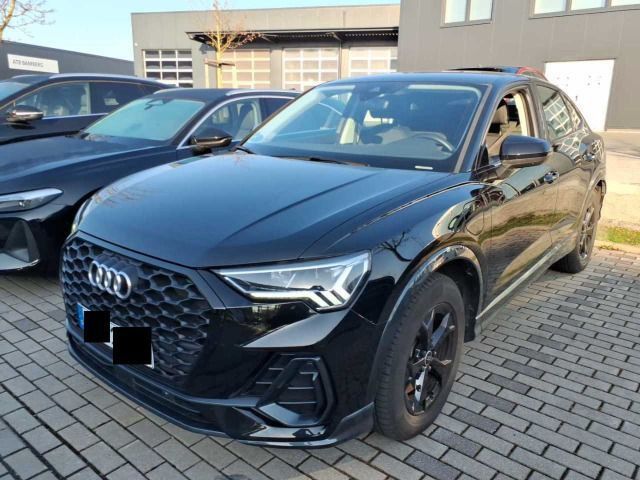 Image of Audi Q3