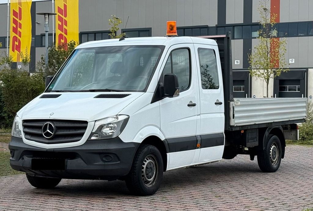 Image of Mercedes-Benz Sprinter