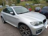 BMW X6 xDrive35i  - BMW X6: Xdrive35i