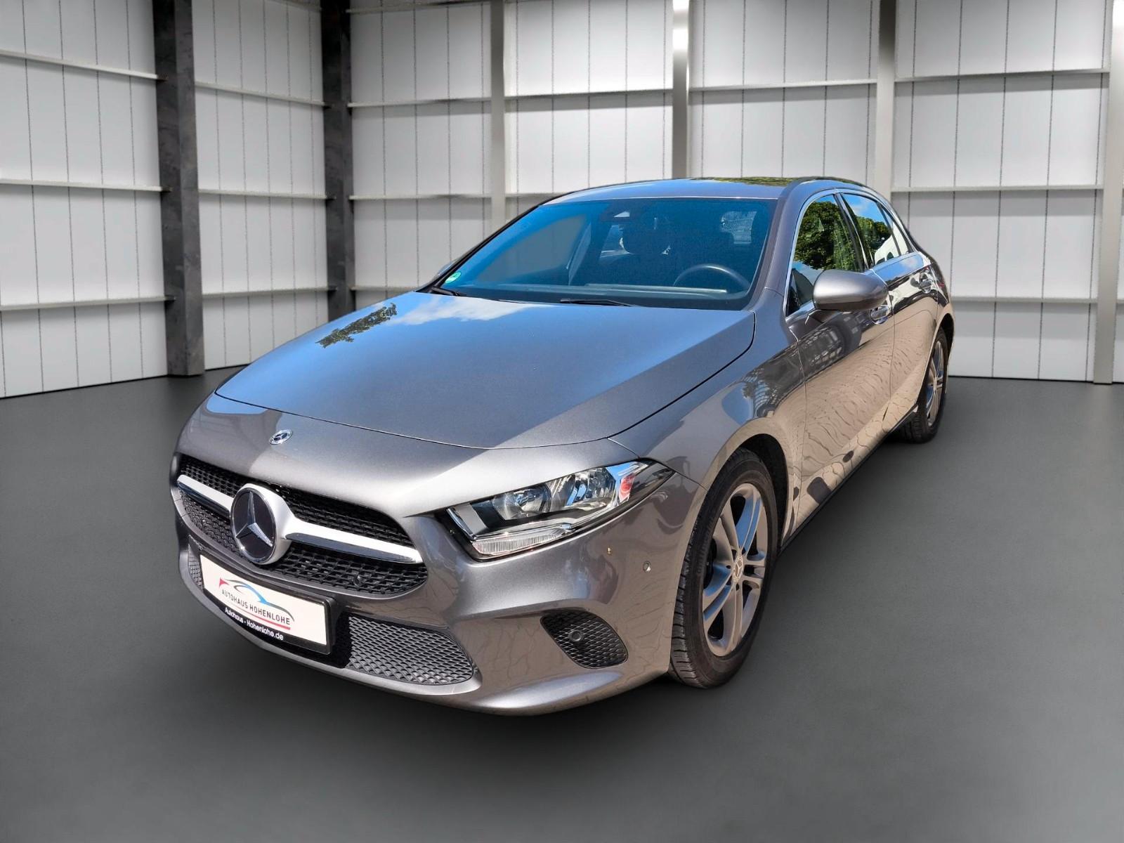 Mercedes-Benz A 200  NAVI LED AHK APP  VIRTUAL