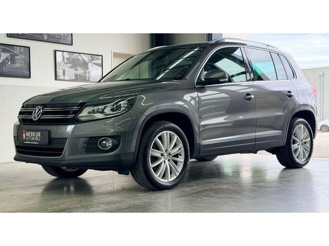 Volkswagen Tiguan 2.0 TDI Sport&Style 4Motion+AHK+Navi+Pano
