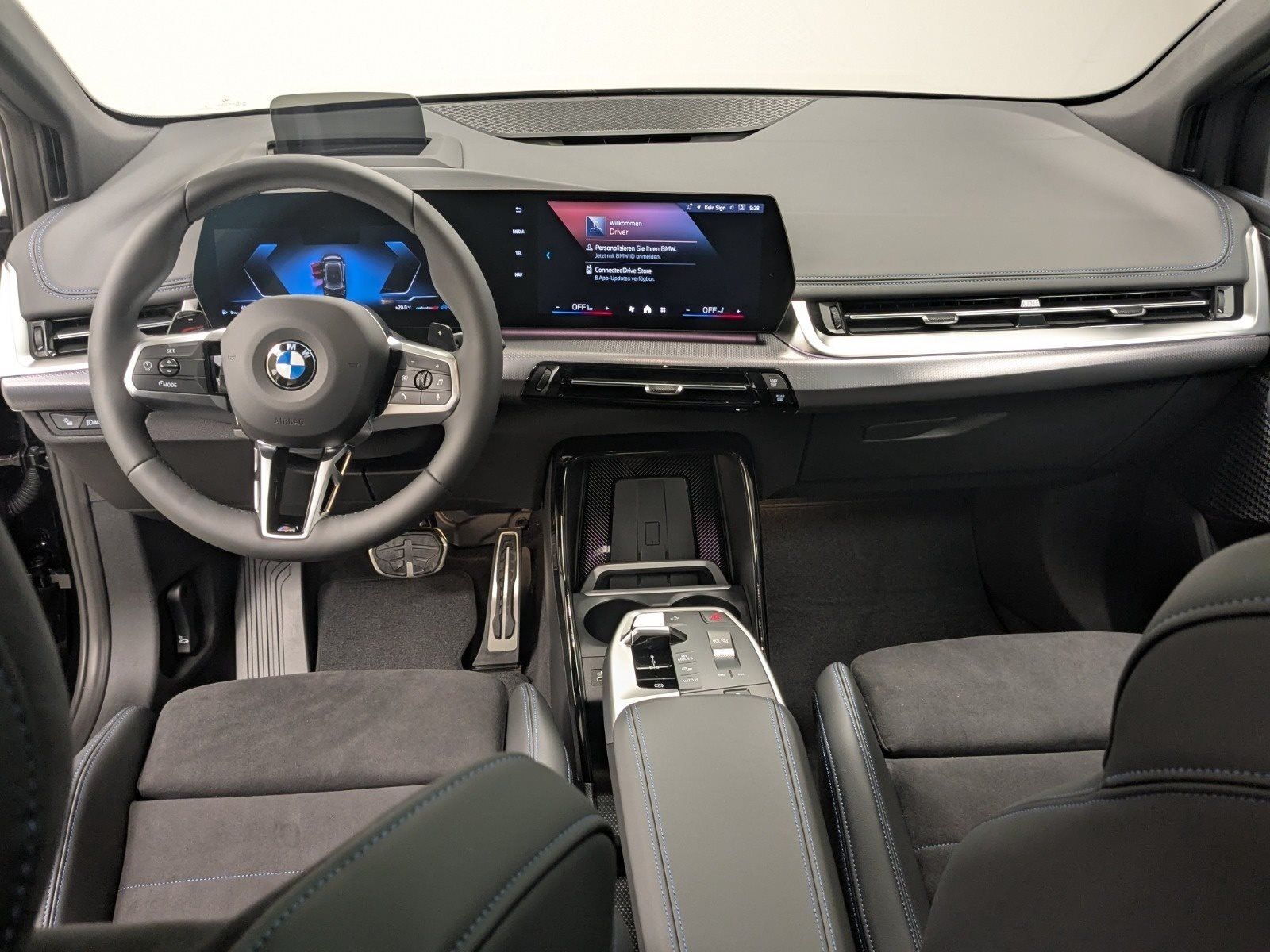 BMW 218 Active Tourer - Bild 13