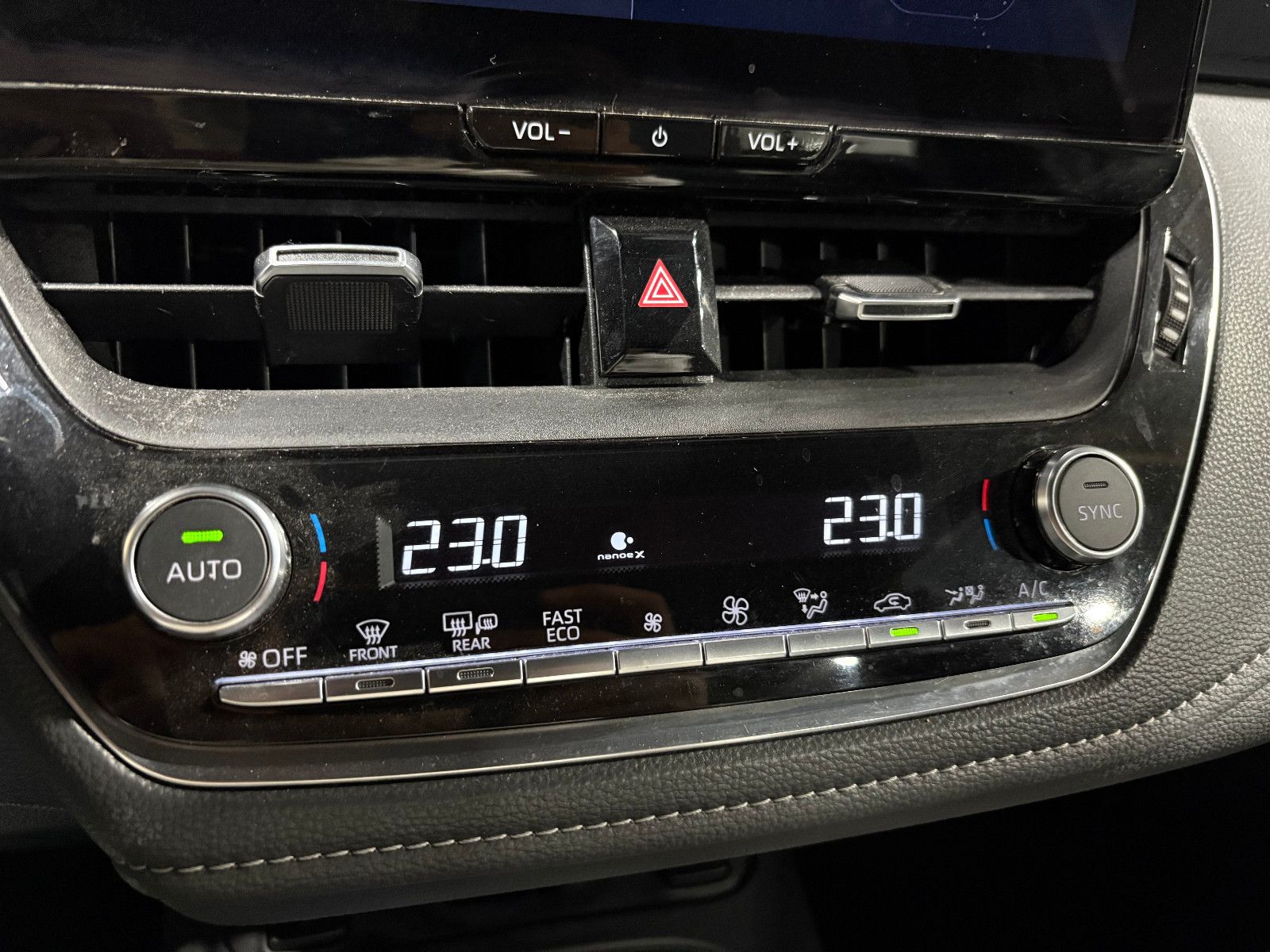 Fahrzeugabbildung Toyota Corolla Touring Sports 2.0 Hybrid GR Sport/APPLE