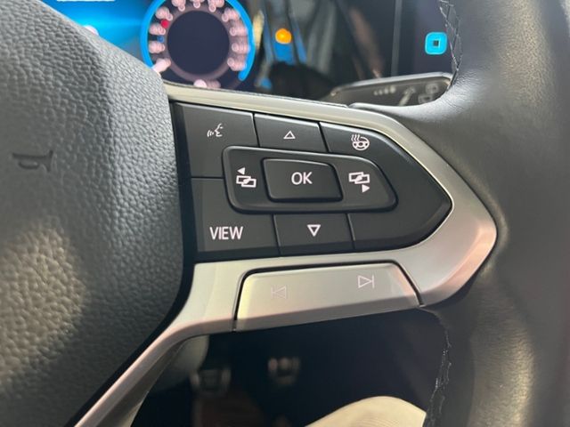 Fahrzeugabbildung Volkswagen Golf 1.5 TSI ACTIVE LED-PLUS NAVI GJR