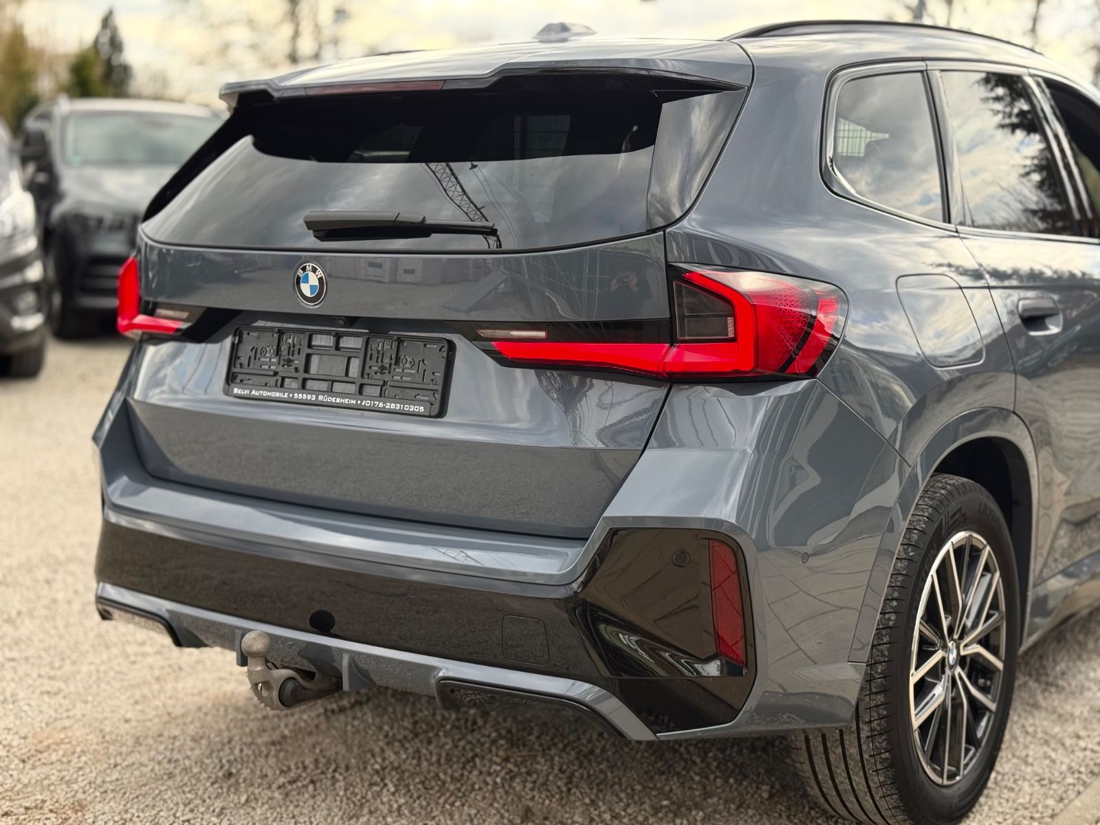 BMW 23d xDrive M Sport AHK DriAssPlus AdapLED Shadow foto 16