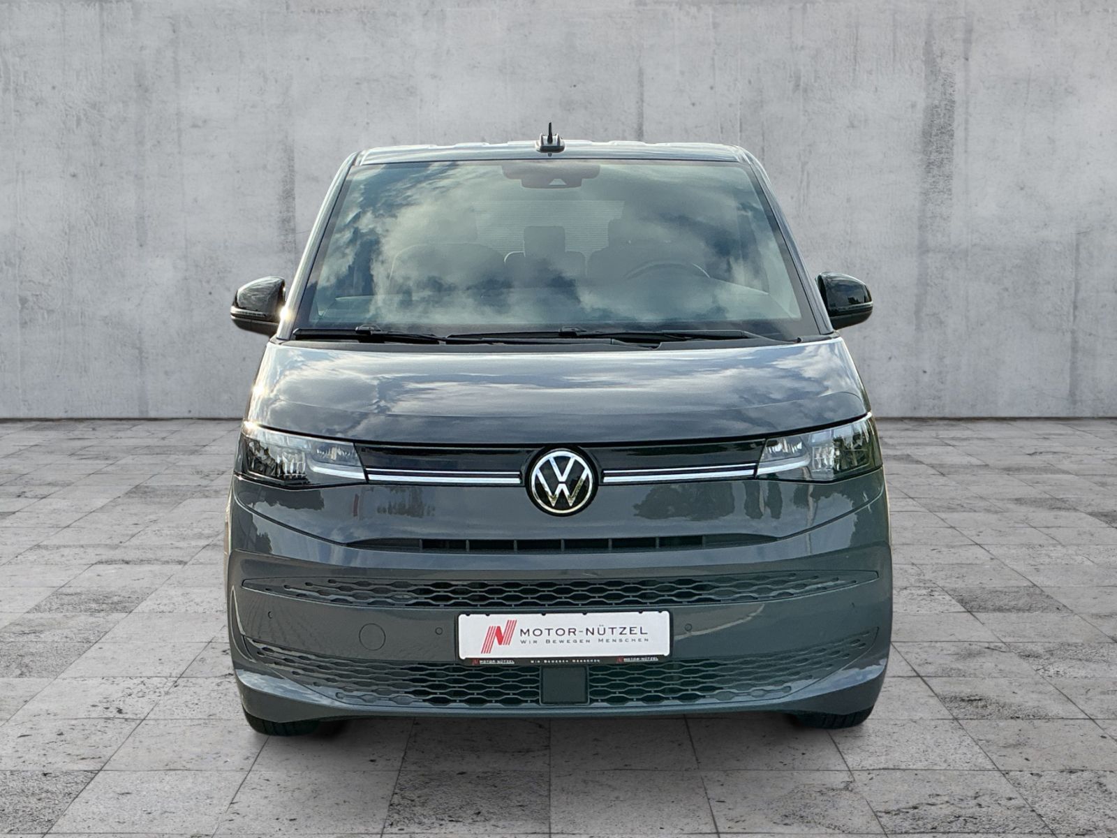 Volkswagen T7 Multivan 2.0 TDI LIFE LED+NAV+RFK+AHK+SITZE 7 imagem 3